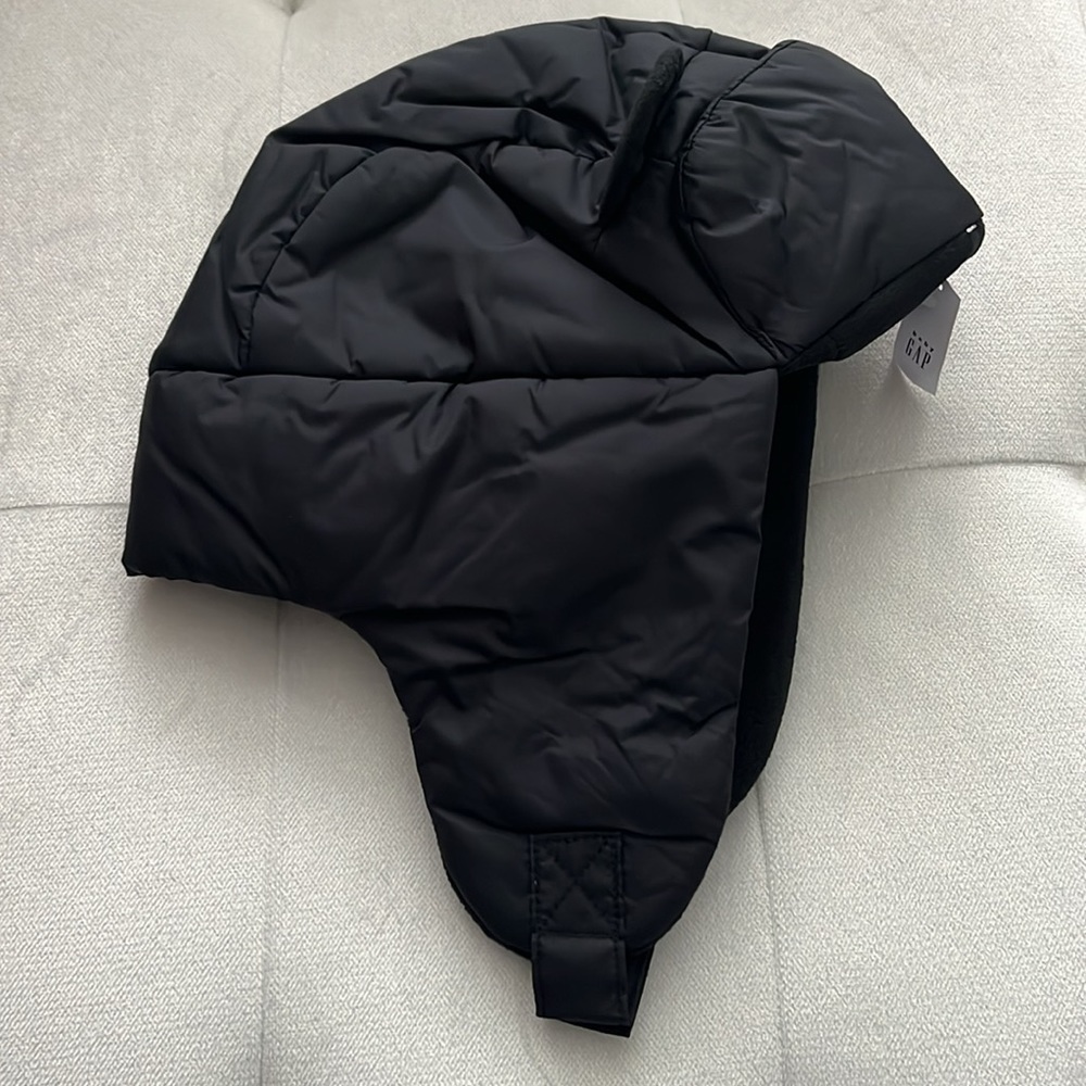 NWT, GAP, Toddler Puffer Trapper Hat